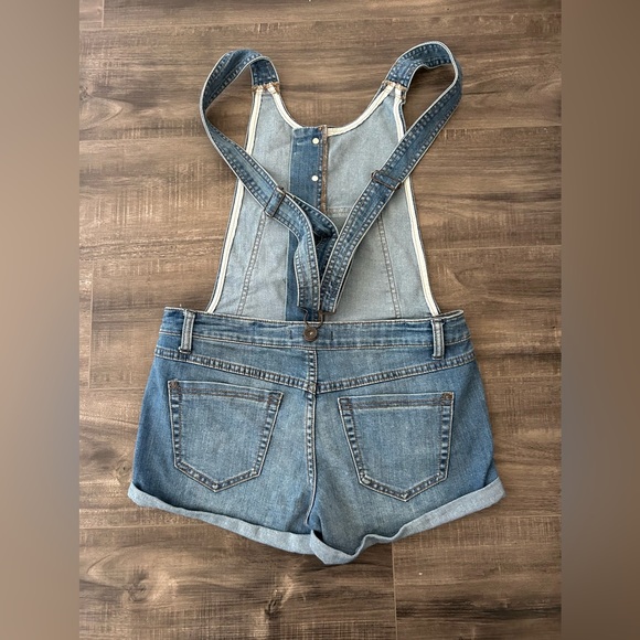 Free People overall shorts W26 - Picture 2 of 3